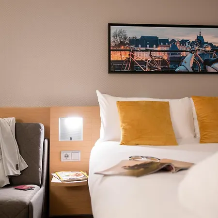 Novotel Hotel 4*