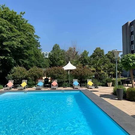 מלון Novotel 4*